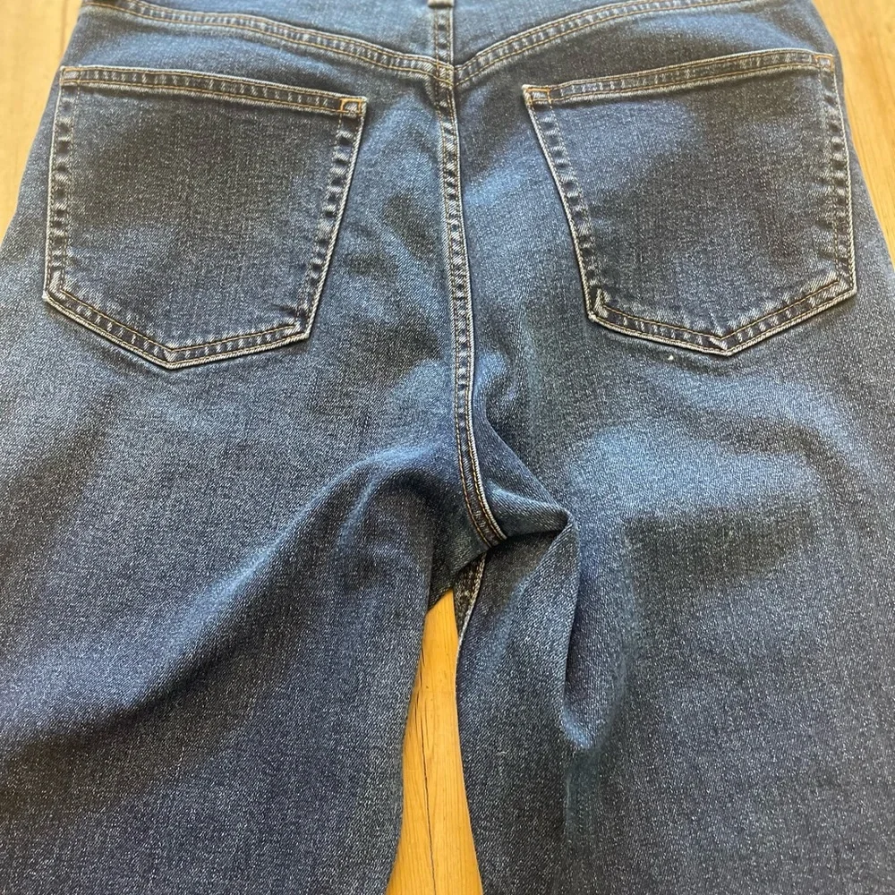 J Crew Billie Demi boot cut. Size 29. Dark wash distress on front only. - Picture 4 of 10